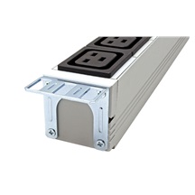BACHMANN 19" napájecí panel 1U, 8x zásuvka IEC320 C19, vidlice IEC320 C20, 2m (333.815)