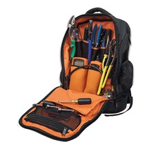 Klein Tools Tradesman Pro™  Batoh na nářadí 25 kapes, kapsa až 17,3" Laptop