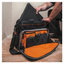 Klein Tools Tradesman Pro™  Brašna na nářadí 22 kapes, kapsa na 16" Laptop