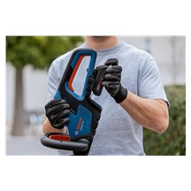 Bosch GHE 18V-60 akumulátorové nůžky na živé ploty, čepel 60 cm, rychlost 1500 ot/min, nízká hmotnost