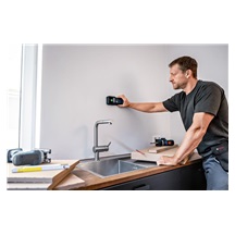Bosch GMS 120-27 detektor, 2× baterie 1,5 V LR6 (AA), identifikace materiálu