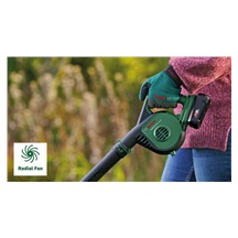 Bosch UniversalLeafBlower 18V-130 akumulátorový fukar na listí, akumulátor, proudění vzduchu 185 – 245 km/h